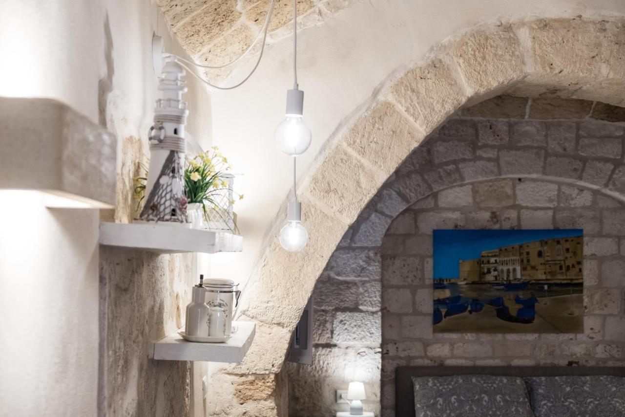 Dimore Del Borgo Antico - Il Sottano 모노폴리 외부 사진